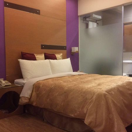 เพอร์เพิล การ์เดน โฮเต็ล Hotel ไทเป ภายนอก รูปภาพ