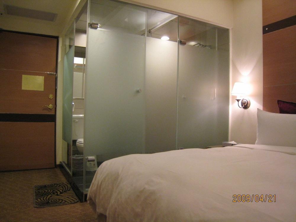 เพอร์เพิล การ์เดน โฮเต็ล Hotel ไทเป ภายนอก รูปภาพ