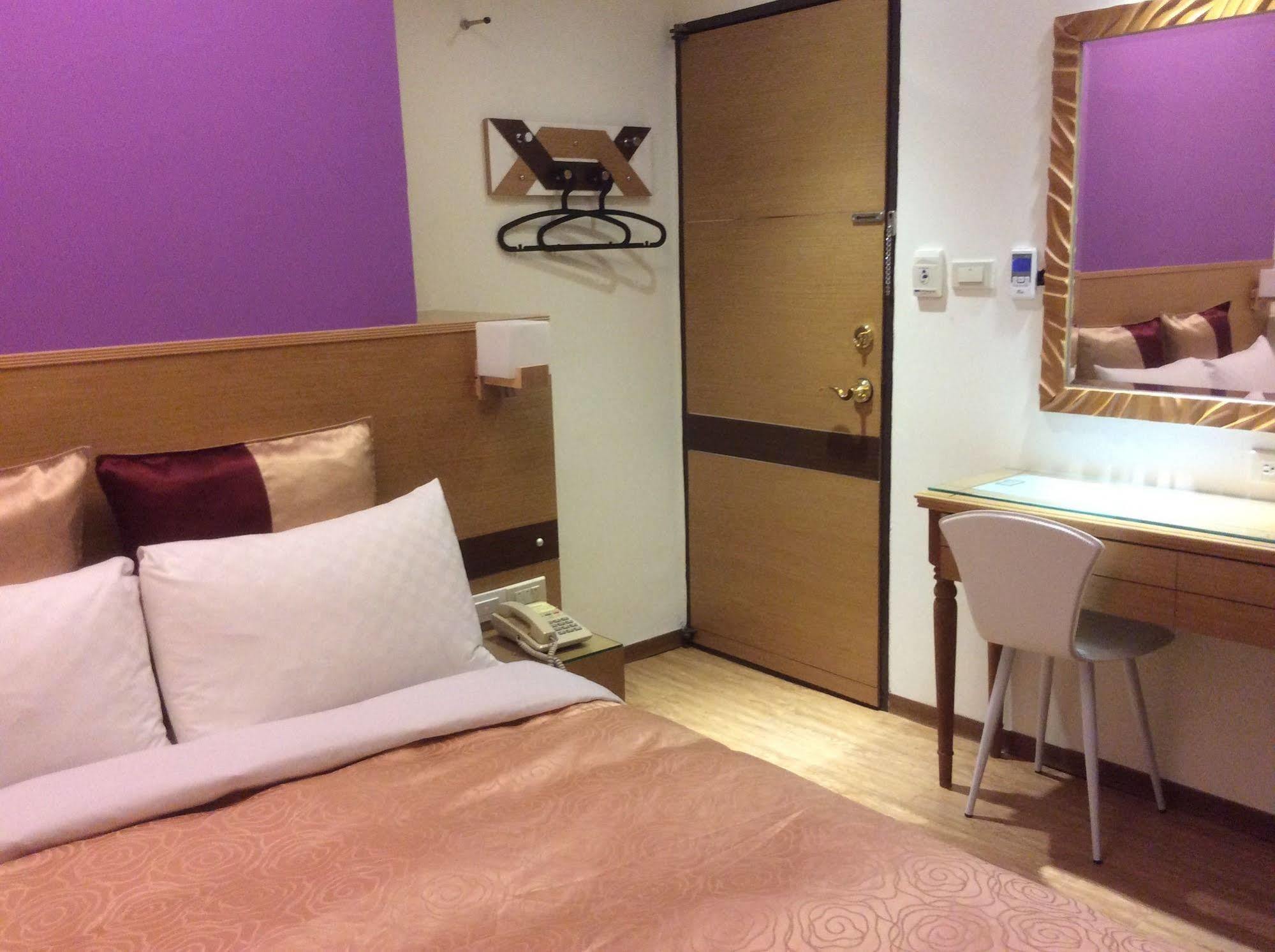 เพอร์เพิล การ์เดน โฮเต็ล Hotel ไทเป ภายนอก รูปภาพ